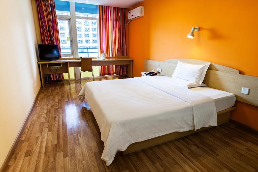 7Days Inn Qufu Sankong Csüfu Kültér fotó